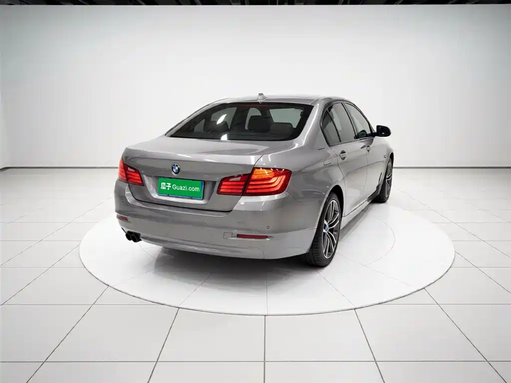 BMW 5 Series 2015 — фото 6
