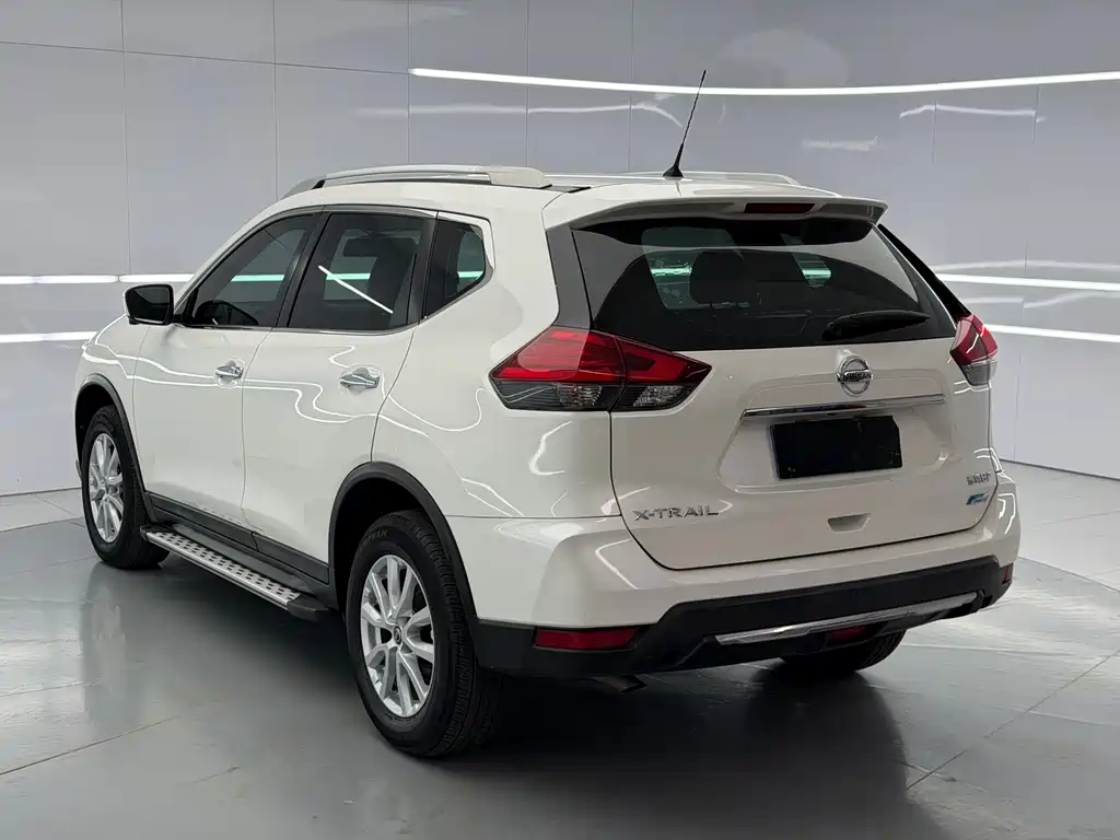 Nissan X-Trail 2017 — фото 6