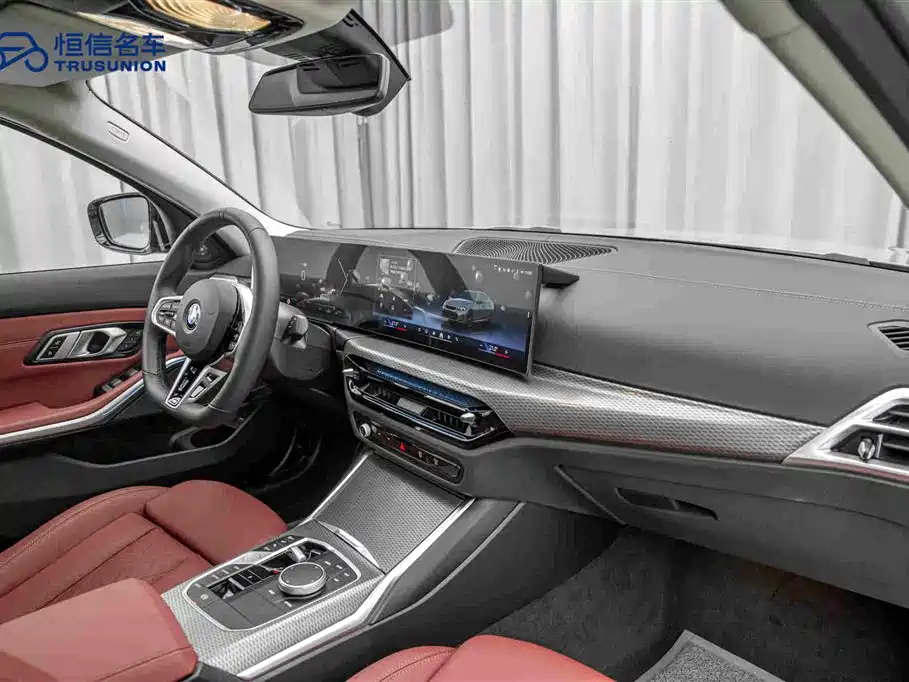 BMW 3 Series 2025 — фото 14