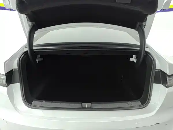 BYD Destroyer 05 2025
