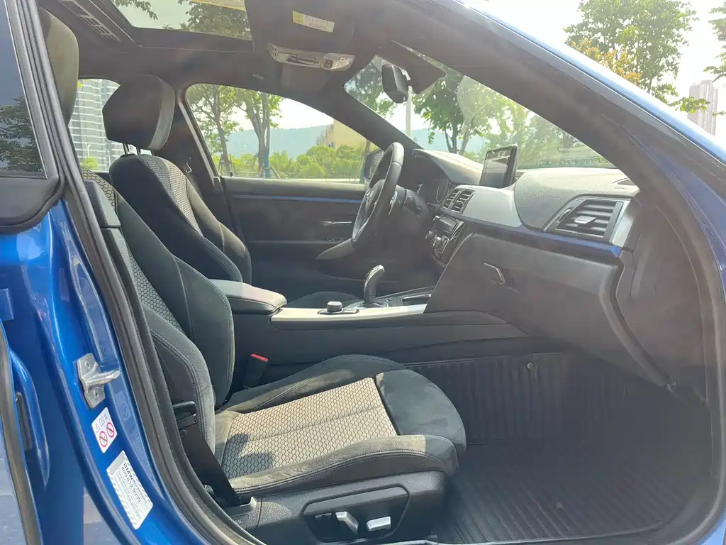 BMW 4 Series 2017 — фото 11