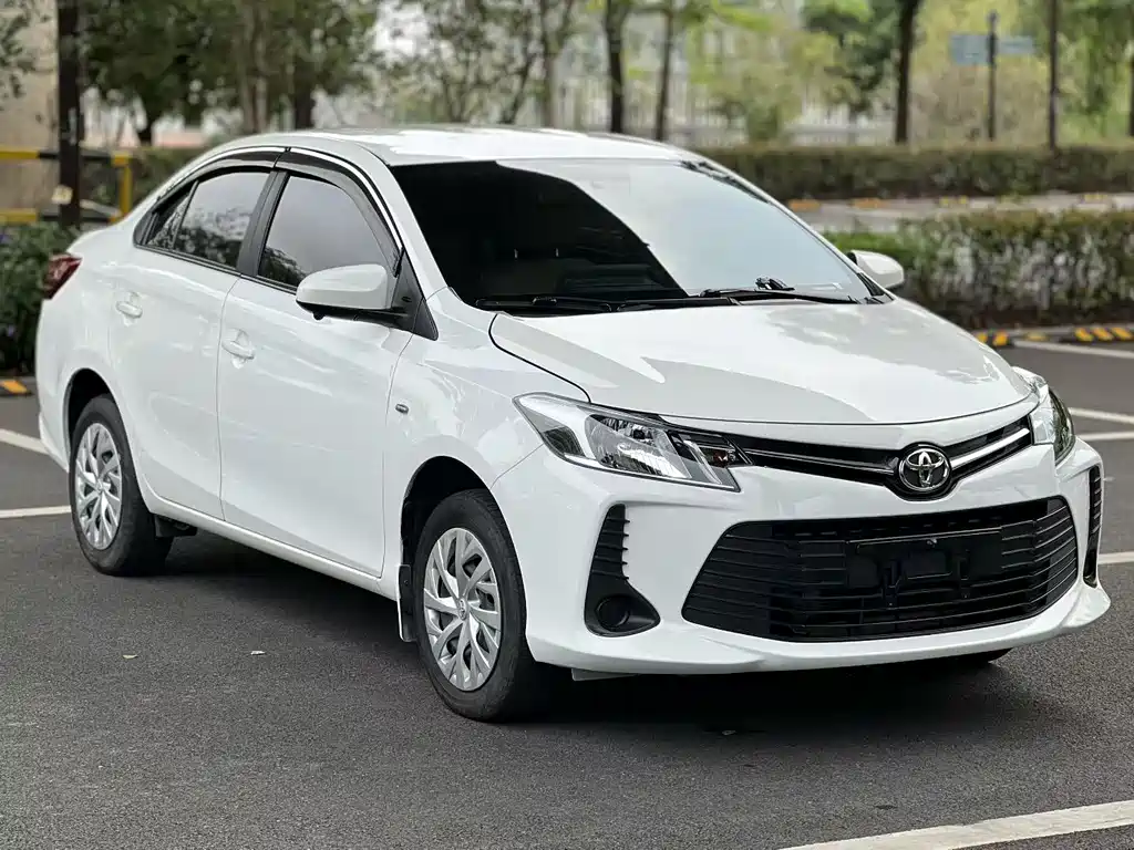 Toyota Vios 2022 — фото 4