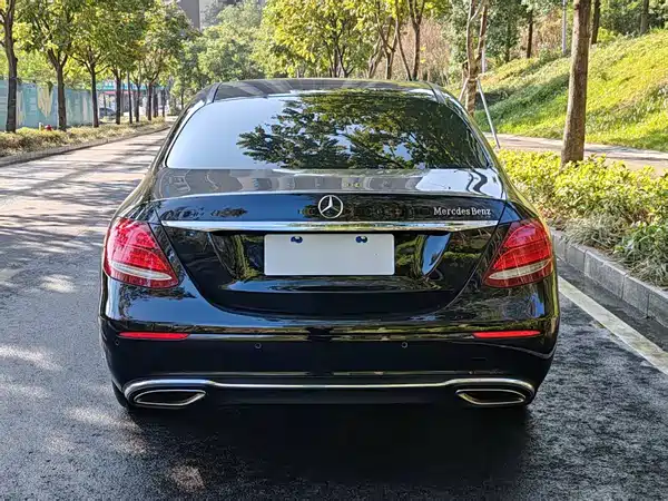 Mercedes-Benz E-Class 2017