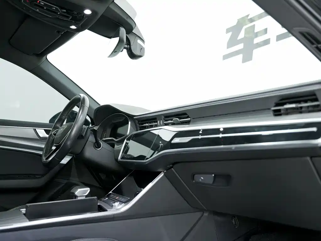 Audi A6L 2021 — фото 13