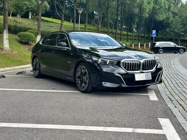 BMW 5 Series 2024