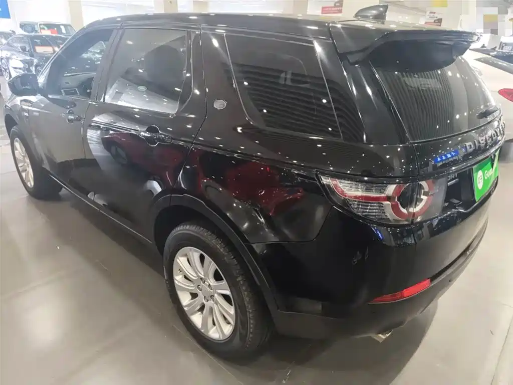 Land Rover Discovery Sport 2017 — фото 19