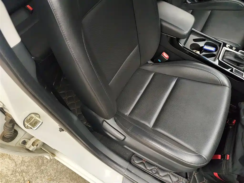 Hyundai Mistra 2014 — фото 25