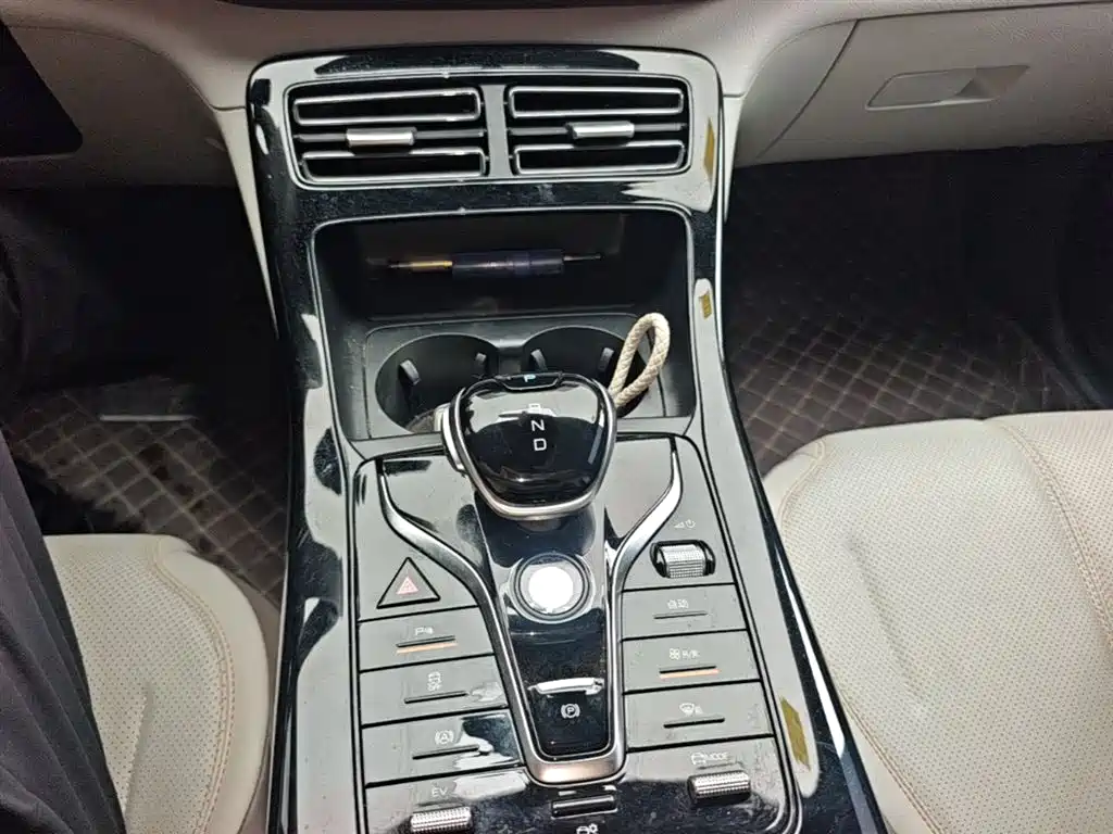 BYD Qin PLUS 2025 — фото 14