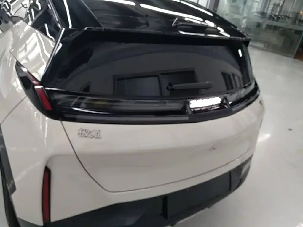 Zeekr X 2024