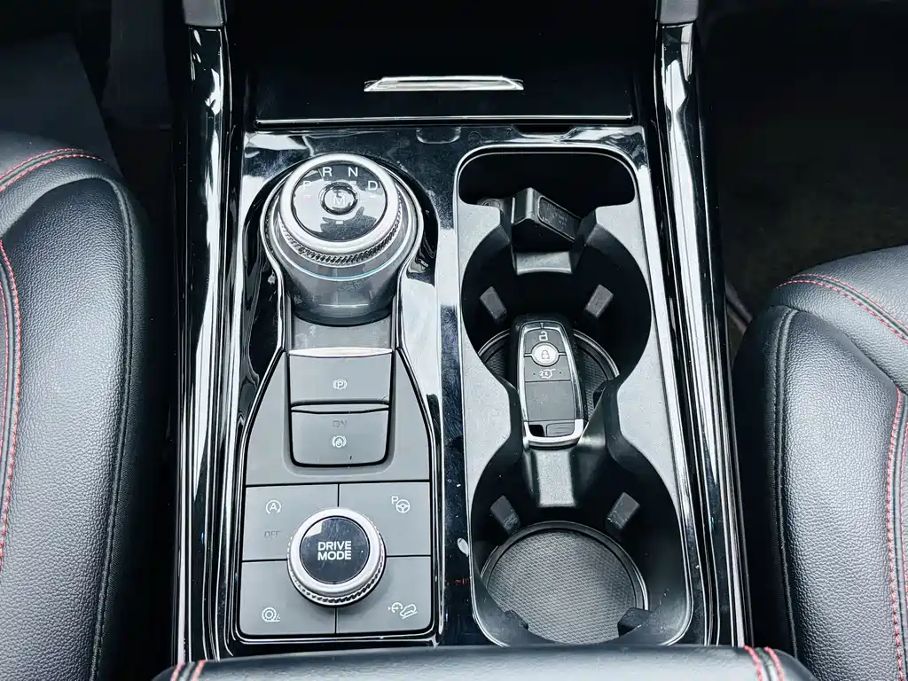 Ford Explorer 2021 — фото 10