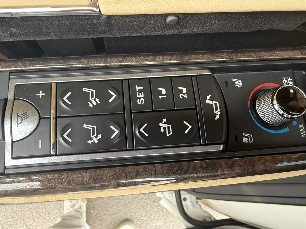 Toyota Alphard 2019 — фото 9