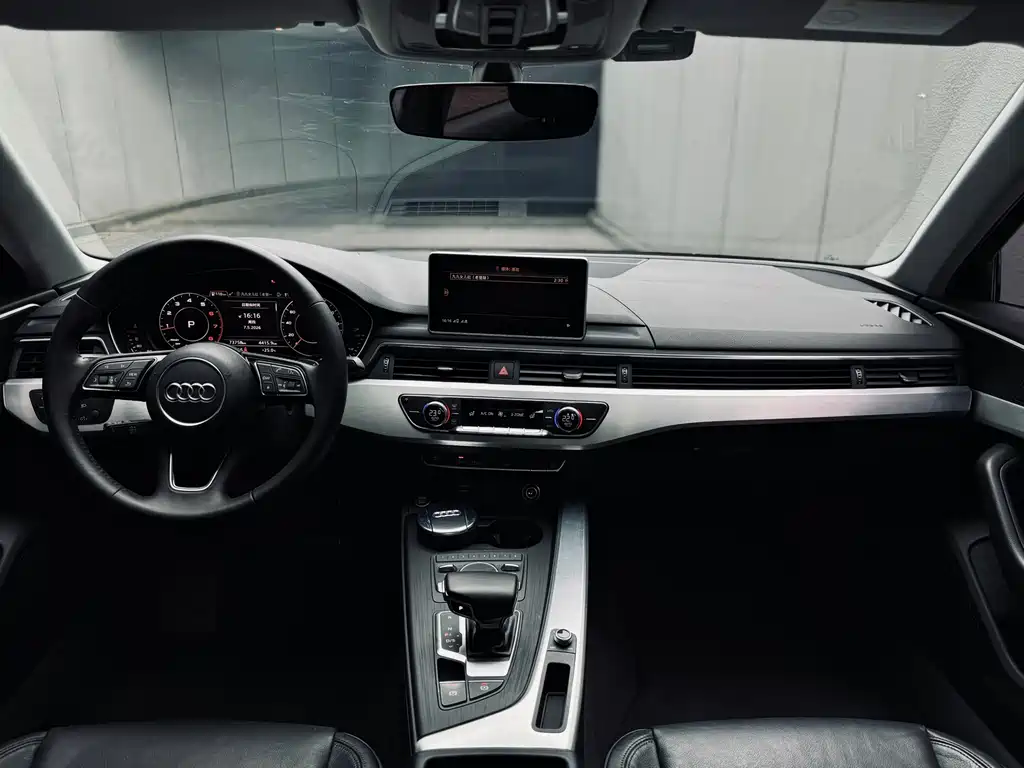 Audi A4L 2018 — фото 7