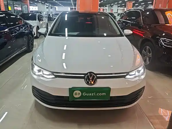 Volkswagen Golf 2022