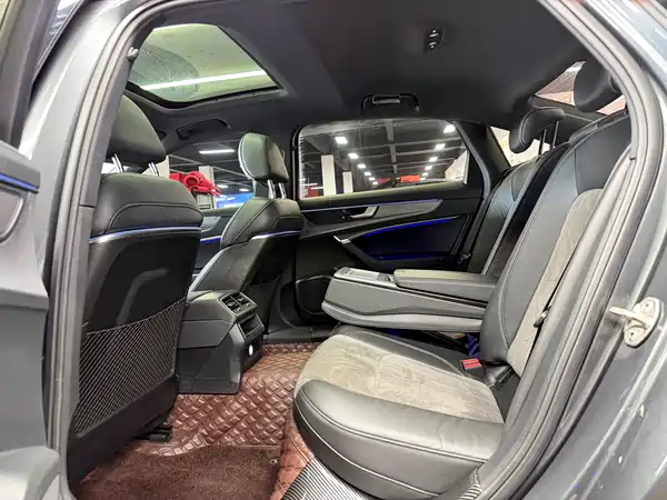 Audi A6L 2021