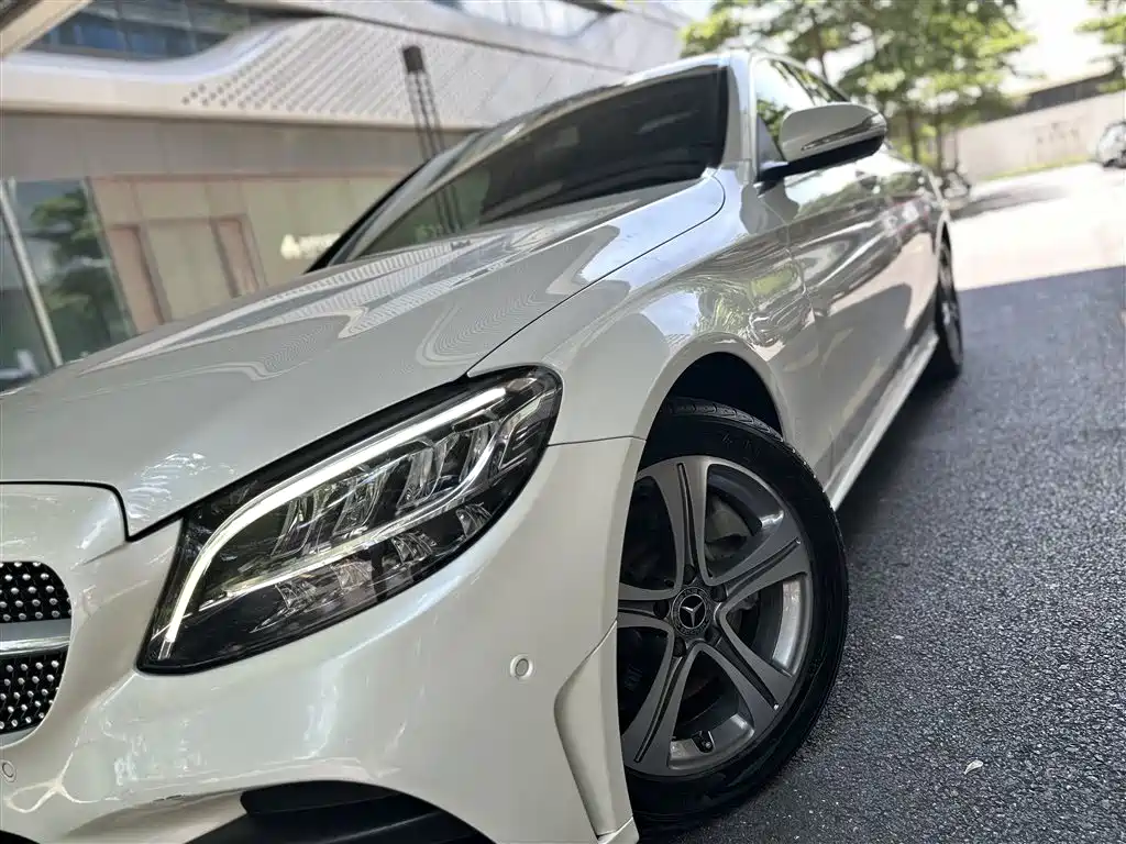 Mercedes-Benz C-Class 2019 — фото 12