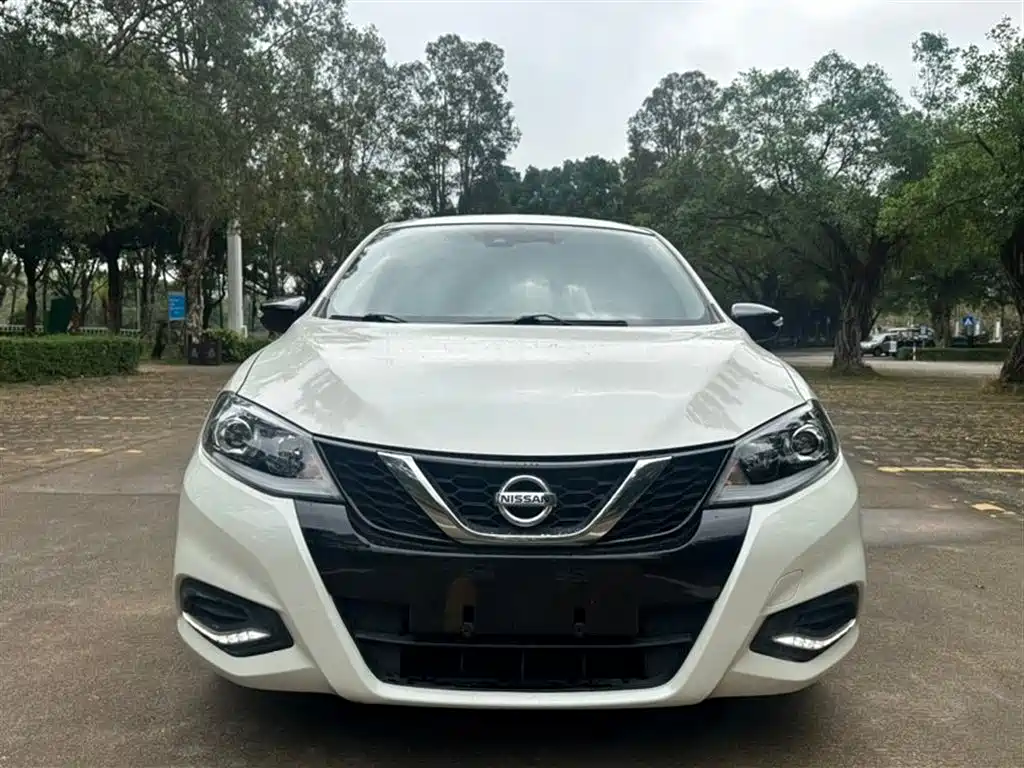 Nissan Tiida 2021 — фото 2