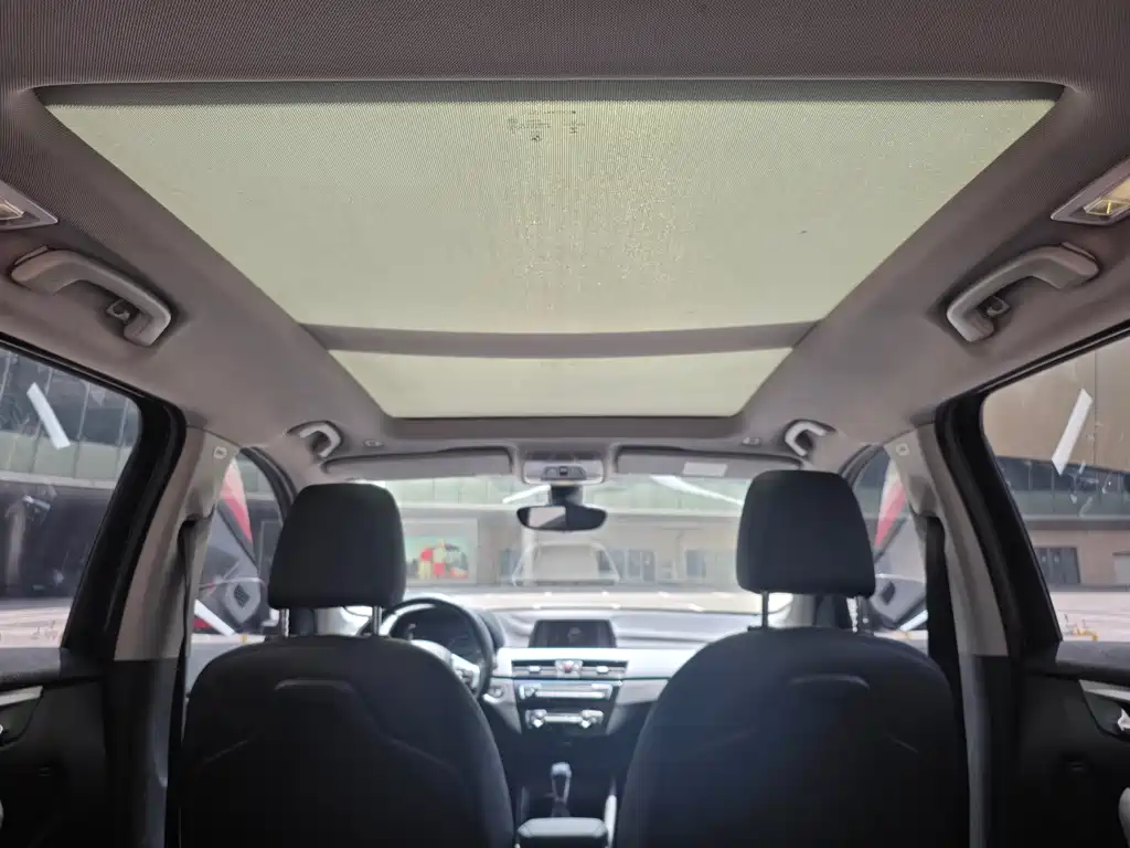 BMW X1 2016 — фото 14