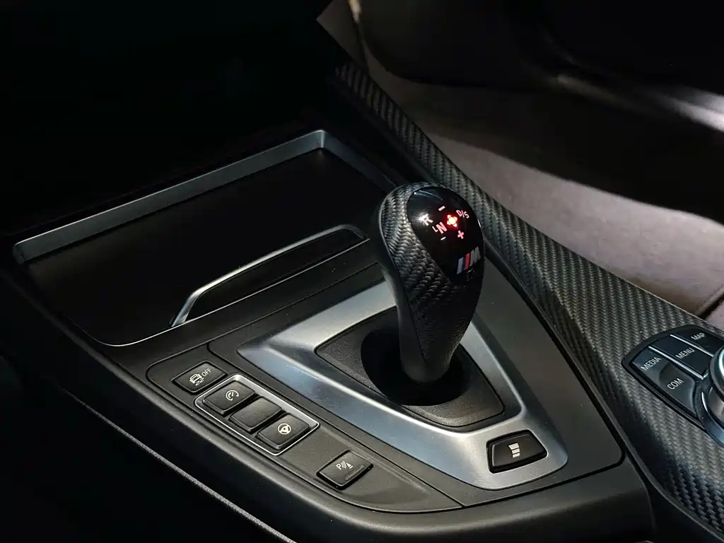 BMW M2 2019 — фото 12