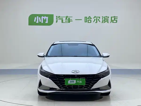 Hyundai Elantra 2023
