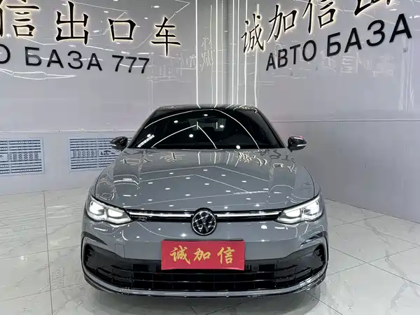 Volkswagen Golf 2022