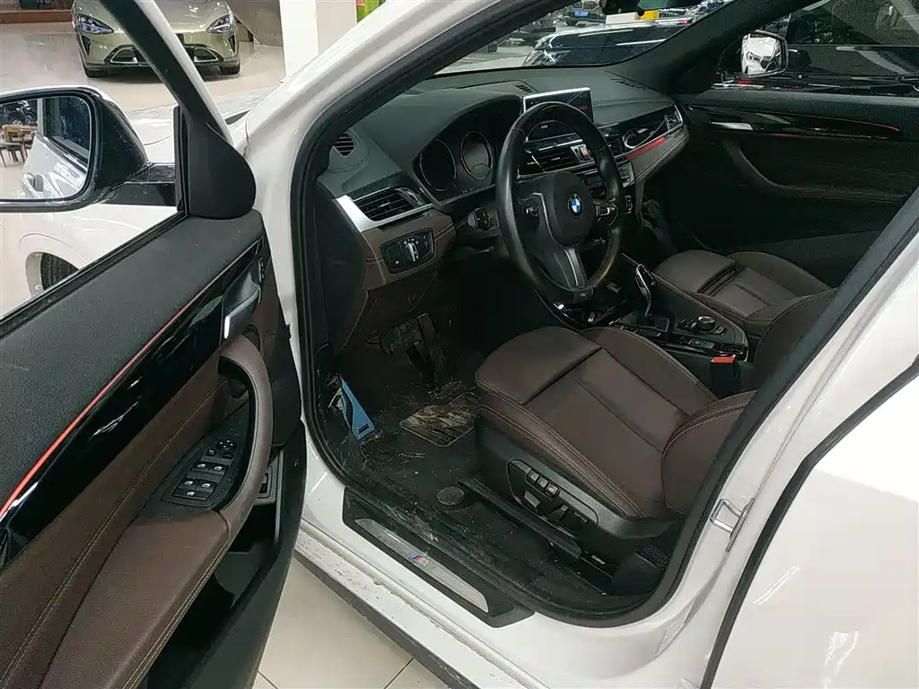 BMW X2 2020 — фото 16