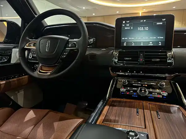 Lincoln Navigator 2018