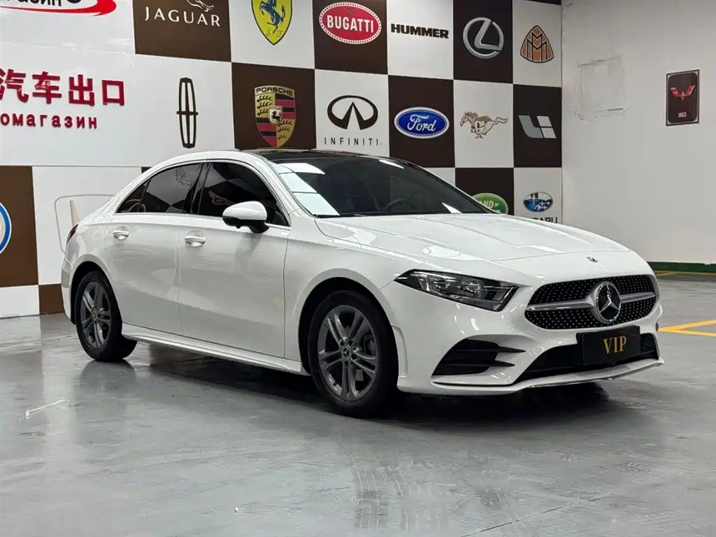 Mercedes-Benz A-Class 2023 — фото 3