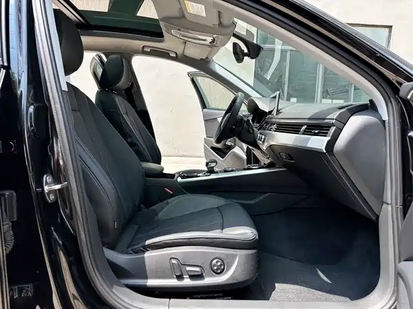 Audi A4L 2019