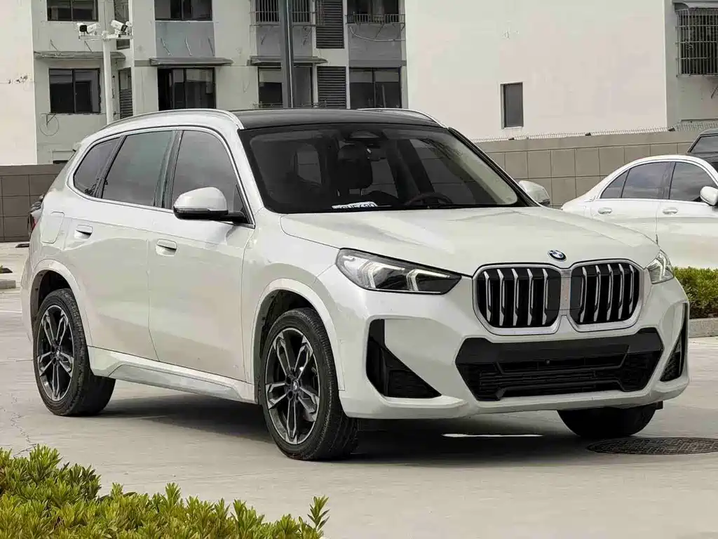 BMW X1 2025