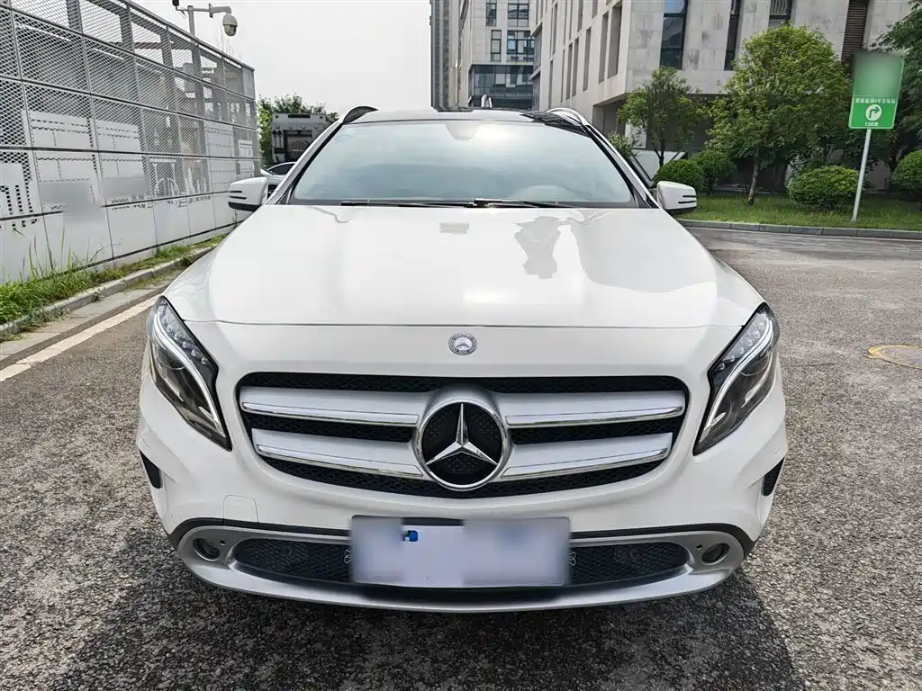 Mercedes-Benz GLA 2016 — фото 8