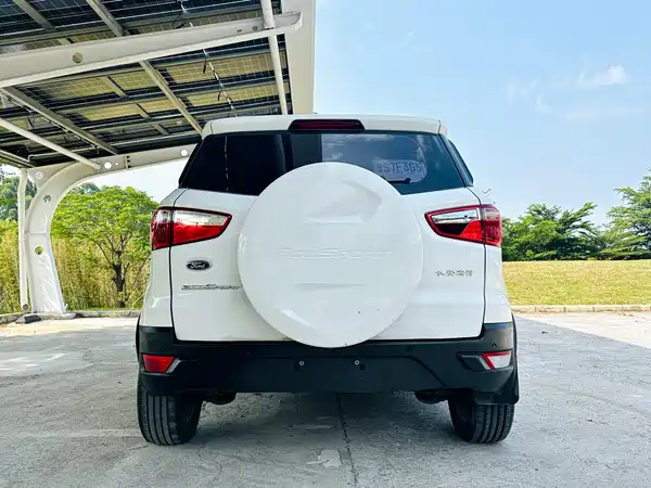 Ford EcoSport 2015