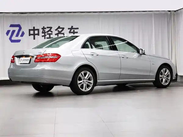 Mercedes-Benz E-Class 2010