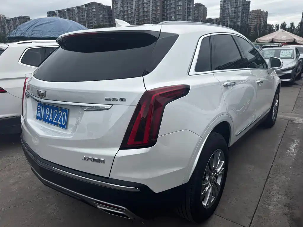 Cadillac XT5 2021 — фото 17