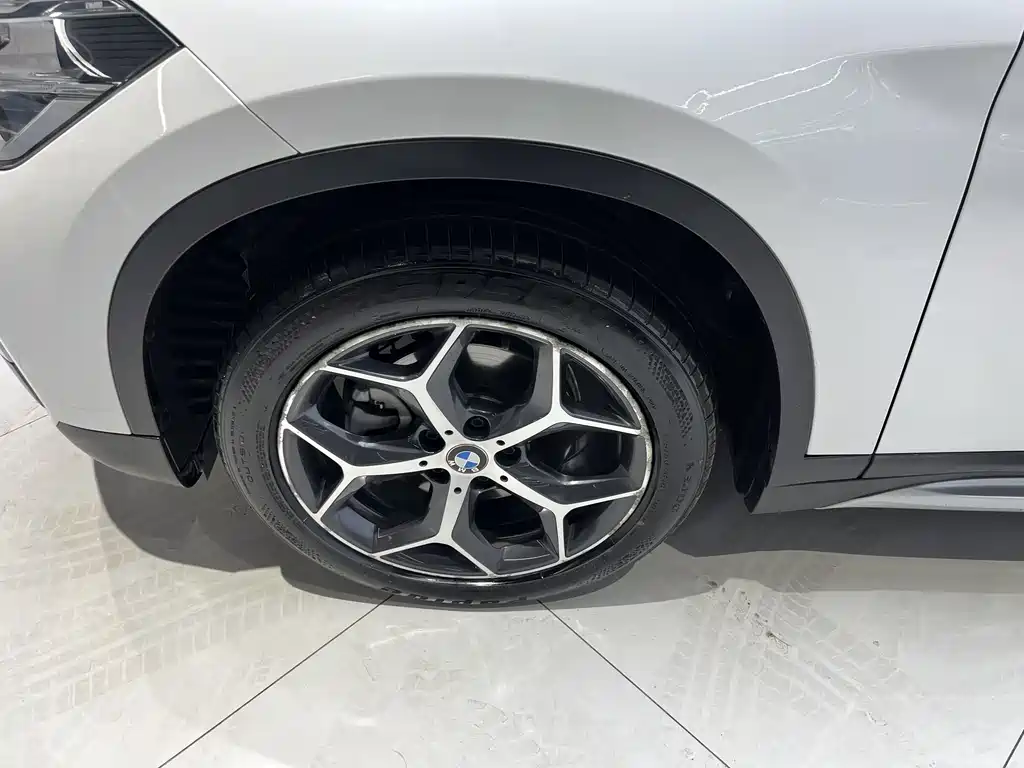 BMW X1 2018 — фото 13