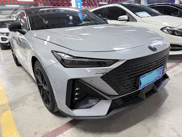 Changan UNI-V 2023
