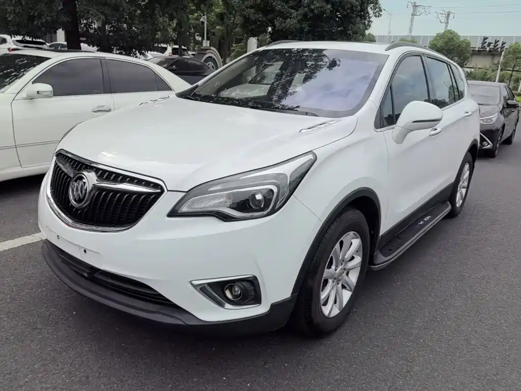 Buick Envision Plus 2018 — фото 1