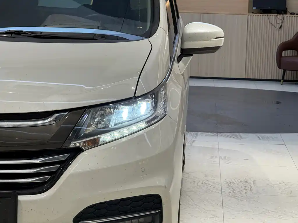Honda Odyssey 2019 — фото 16
