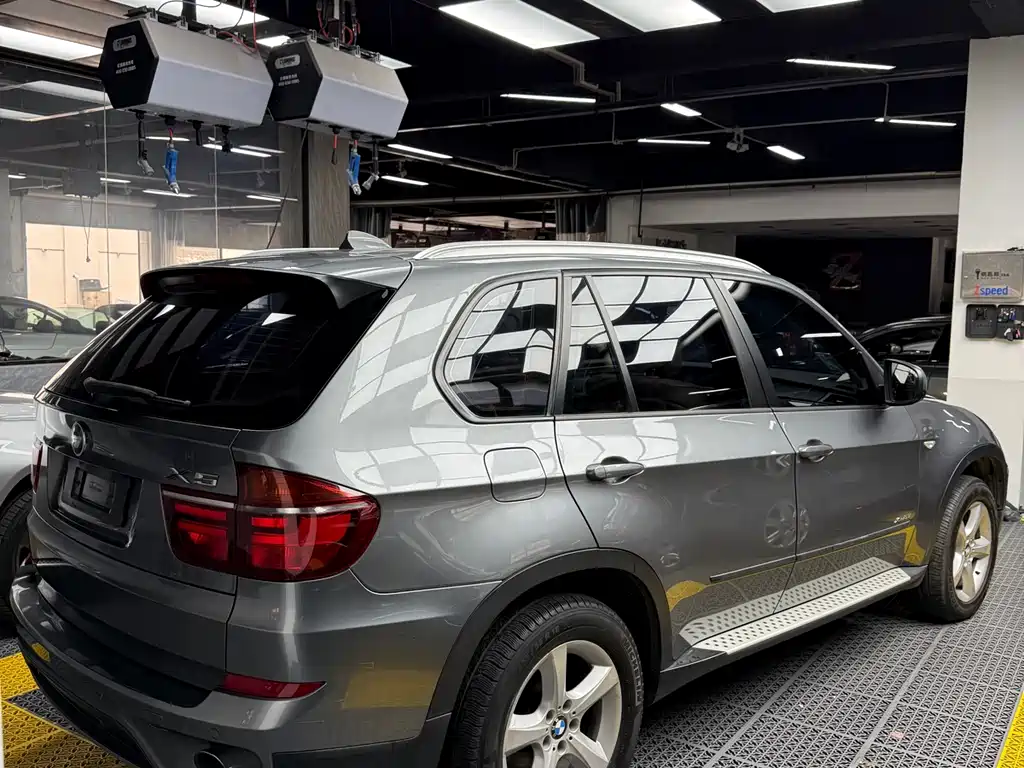 BMW X5 2011 — фото 4