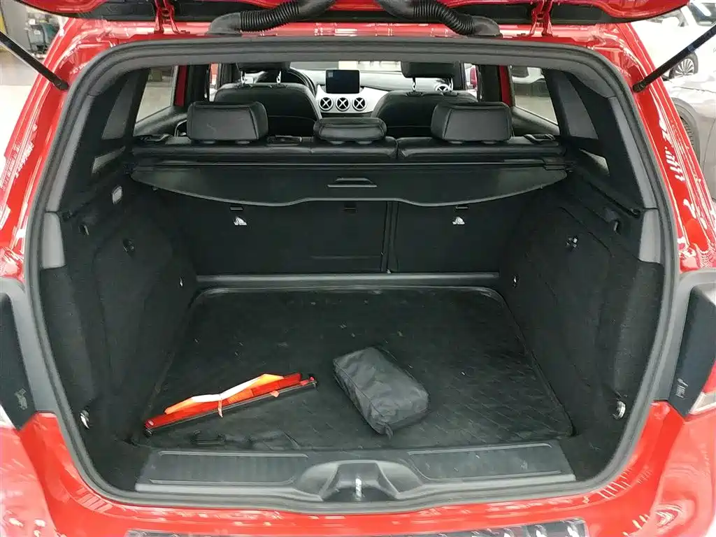Mercedes-Benz B-Class 2018 — фото 15