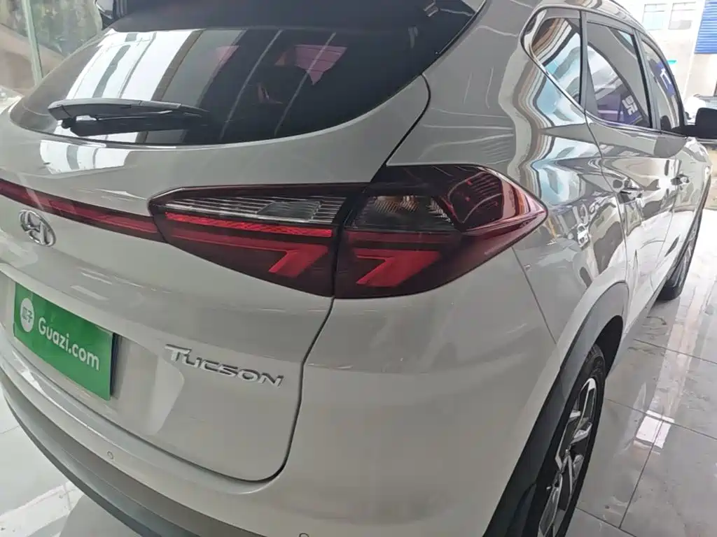 Hyundai Tucson 2020 — фото 8
