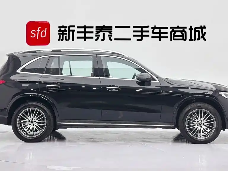 Mercedes-Benz GLC 2025