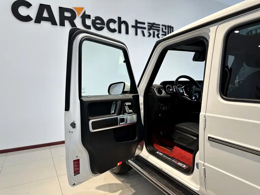 Mercedes-Benz G-Class 2023 — фото 13