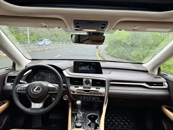 Lexus RX 2017