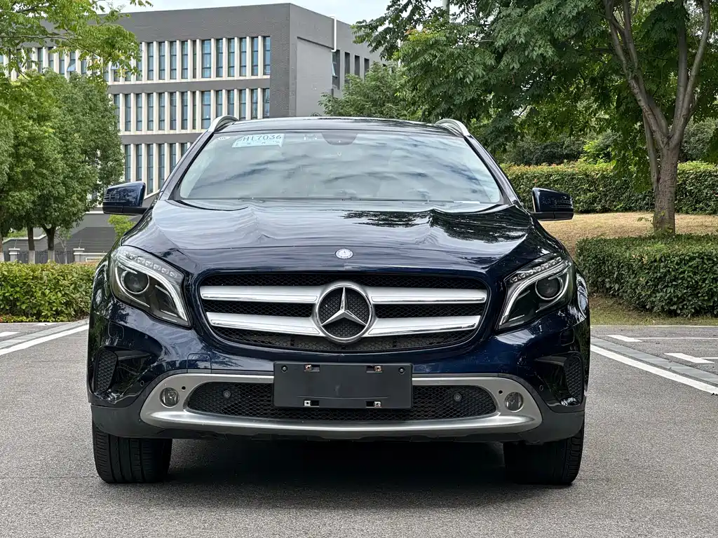 Mercedes-Benz GLA 2016