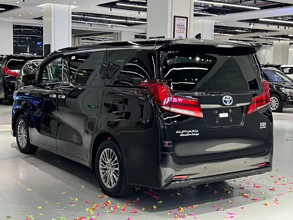 Toyota Alphard 2023