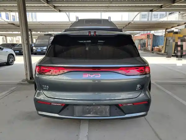 BYD Tang L 2025