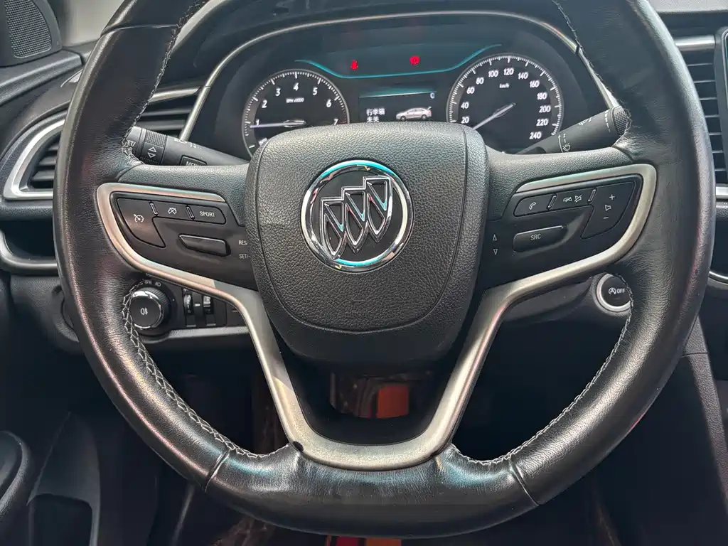 Buick Excelle 2018 — фото 15