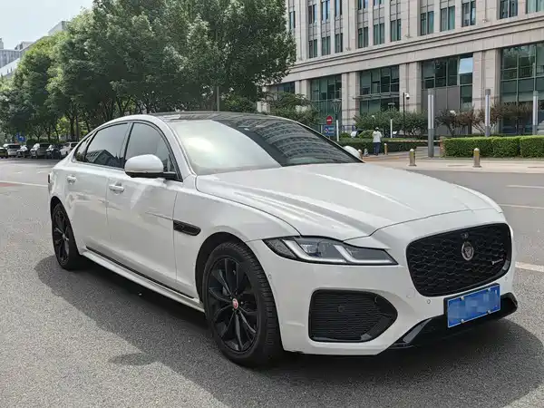 Jaguar XFL 2021