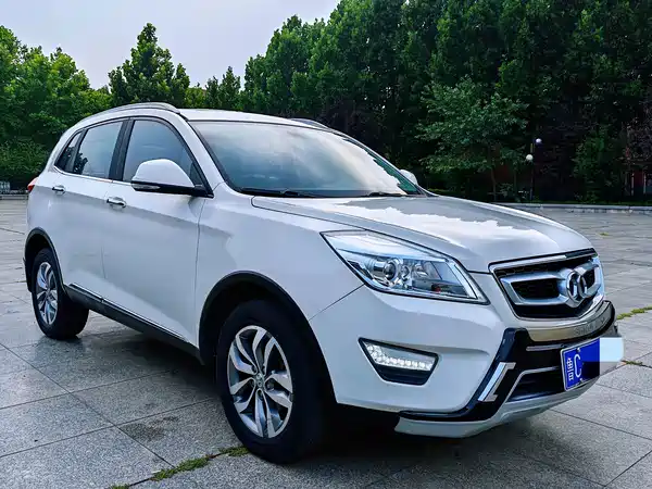 BAIC Shenbao X65 2015