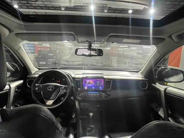 Toyota RAV4 2013